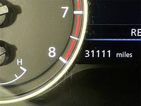 Used 2024 Nissan Sentra SV image 16