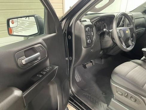 Used 2024 Chevrolet Silverado 1500 Custom AWD/4WD image 10