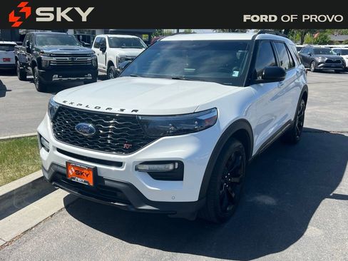 Used 2023 Ford Explorer ST w/ Equipment Group 401A AWD/4WD image 2