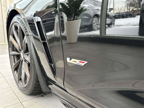 Certified 2023 Cadillac CT4 V Blackwing w/ Technology Package image 10