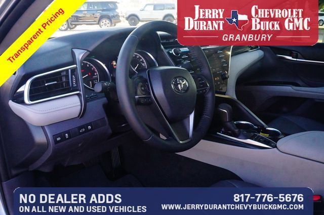 Used 2018 Toyota Camry XLE FWD image 20