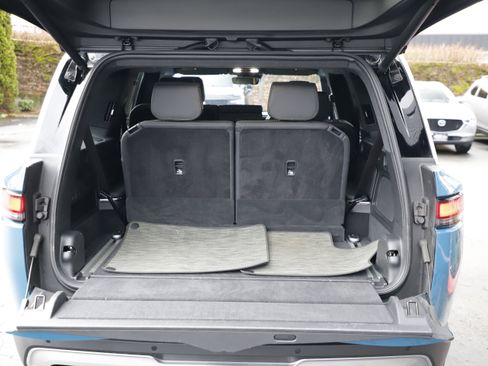 Used 2023 Rivian R1S Adventure image 14