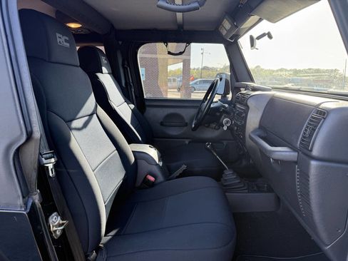 Used 2004 Jeep Wrangler X w/ Wheel Plus Group AWD/4WD image 14