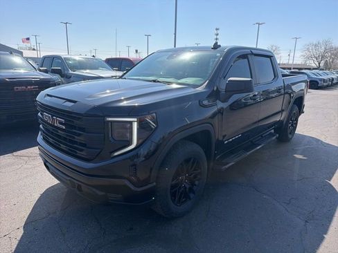Used 2023 GMC Sierra 1500 Pro w/ Graphite Edition image 4