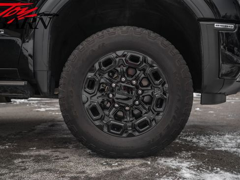 Used 2024 GMC Sierra 2500 Denali Ultimate image 20