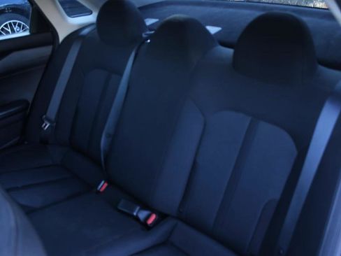Used 2021 Kia K5 LX FWD image 11
