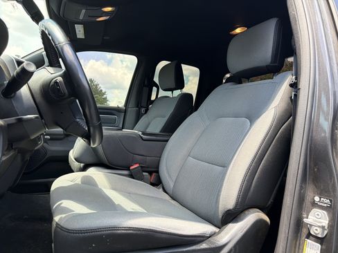 Used 2021 RAM 1500 Big Horn AWD/4WD image 7