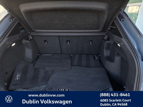 Certified 2023 Volkswagen ID.4 Pro image 21