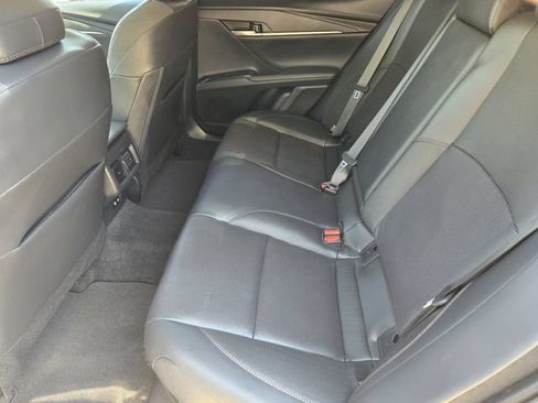 Used 2025 Toyota Camry XLE FWD image 26