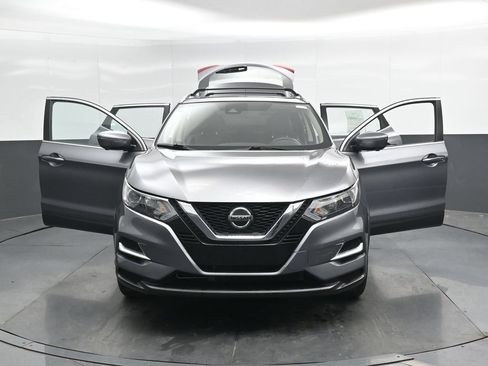 Used 2022 Nissan Rogue Sport SL AWD/4WD image 47