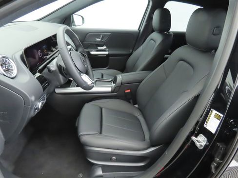 Certified 2025 Mercedes-Benz GLA 250 GLA 250 image 19