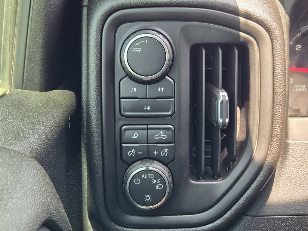 Used 2024 Chevrolet Silverado 2500 Custom w/ Custom Value Package AWD/4WD image 25