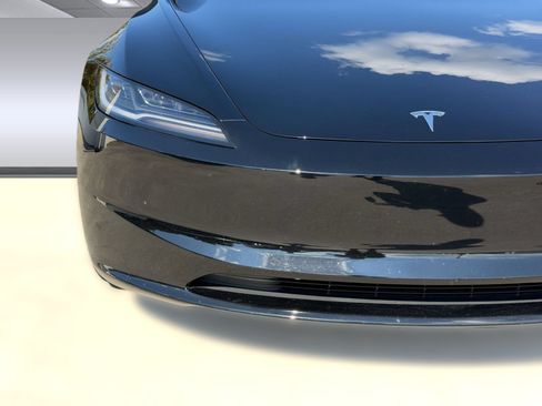 Used 2024 Tesla Model 3 Long Range RWD image 12