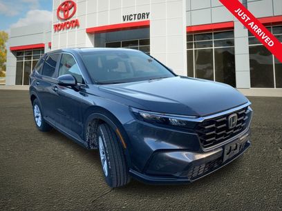 Used 2025 Honda CR-V LX