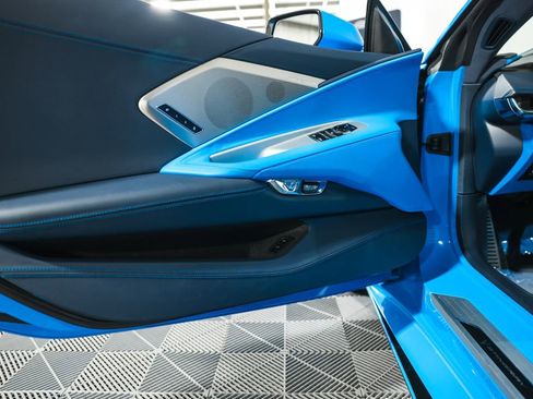 Used 2024 Chevrolet Corvette Stingray Premium Cpe image 32