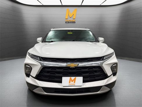 Used 2023 Chevrolet Blazer LT w/ Sound & Technology Package image 3