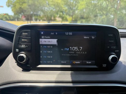 Used 2020 Hyundai Santa Fe SEL FWD image 35