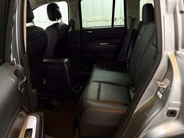 Used 2016 Jeep Compass High Altitude FWD image 19