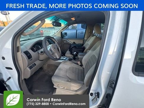 Used 2011 Nissan Pathfinder SV AWD/4WD image 12