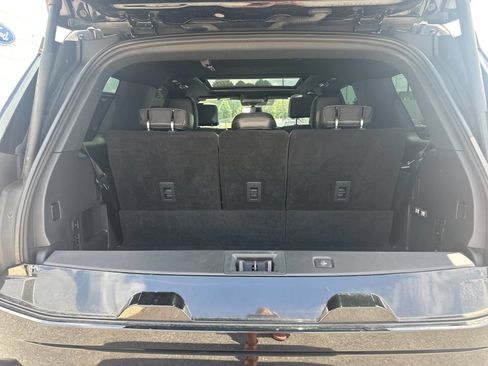 Used 2025 Ford Expedition Tremor AWD/4WD image 21