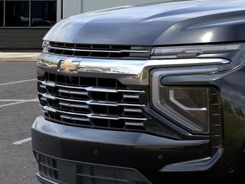 New 2026 Chevrolet Suburban Premier image 13