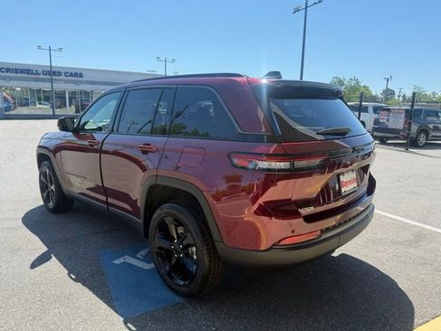 New 2026 Jeep Grand Cherokee Limited AWD/4WD image 15