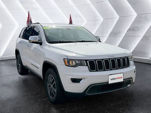 Used 2017 Jeep Grand Cherokee Limited AWD/4WD image 1