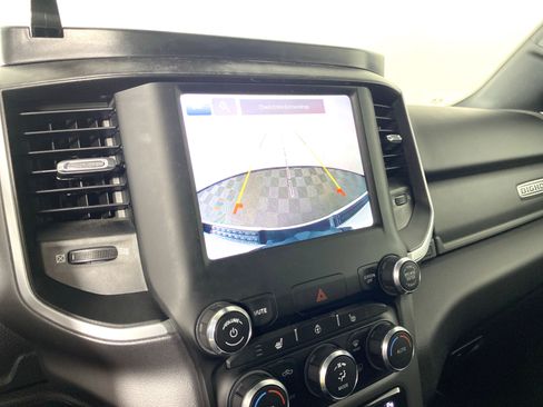 Used 2022 RAM 1500 Big Horn AWD/4WD image 4
