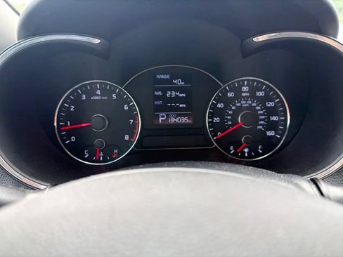 Used 2015 Kia Forte LX FWD image 11