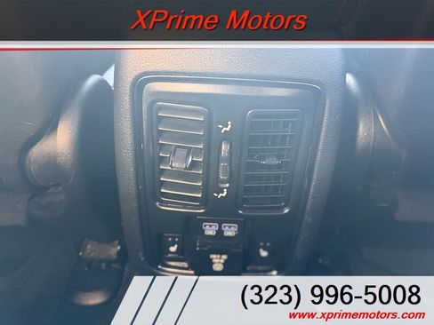 Used 2018 Jeep Grand Cherokee Trailhawk w/ Trailhawk Luxury Group AWD/4WD image 32