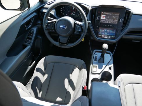 Used 2024 Subaru Crosstrek 2.0i AWD/4WD image 9