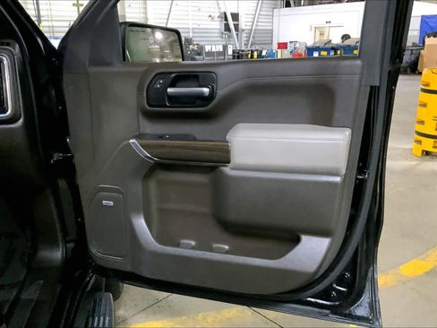 Used 2019 Chevrolet Silverado 1500 RST w/ All-Star Edition image 23