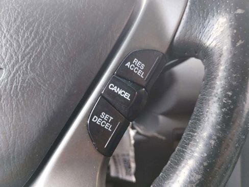 Used 2004 Honda Pilot EX image 25