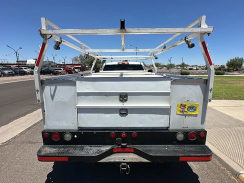 Used 2016 Chevrolet Silverado 3500 W/T RWD image 3