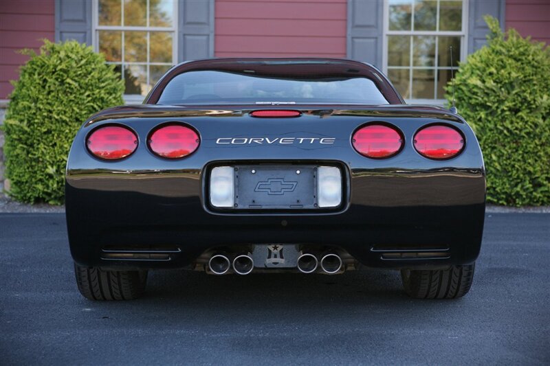 Used 2003 Chevrolet Corvette Z06 RWD image 11
