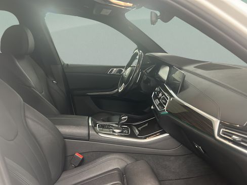 Used 2021 BMW X5 sDrive40i w/ Premium Package RWD image 30