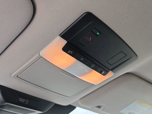 Used 2024 Nissan Pathfinder SV FWD image 30