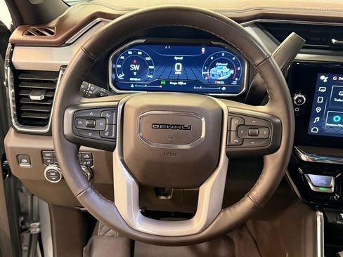 Used 2024 GMC Sierra 2500 Denali w/ Denali Reserve Package image 20