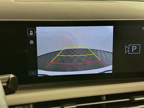 Used 2025 Hyundai Tucson SEL FWD image 22