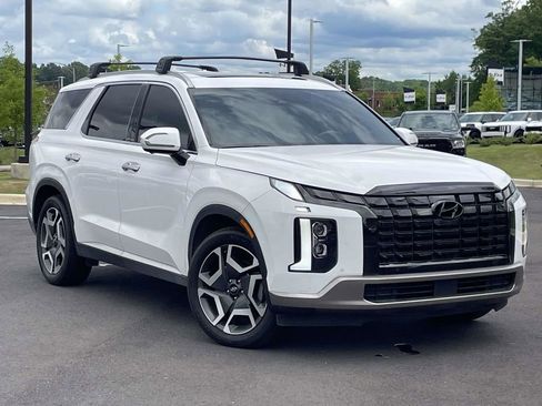 Used 2024 Hyundai Palisade Limited FWD image 1
