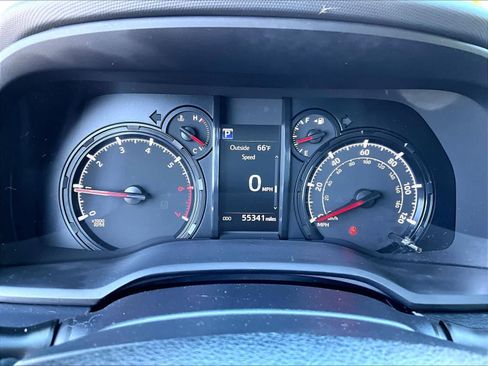 Used 2022 Toyota 4Runner SR5 image 25