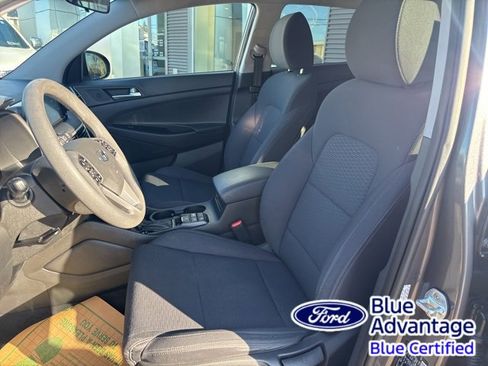 Used 2020 Hyundai Tucson SE w/ Cargo Package image 16