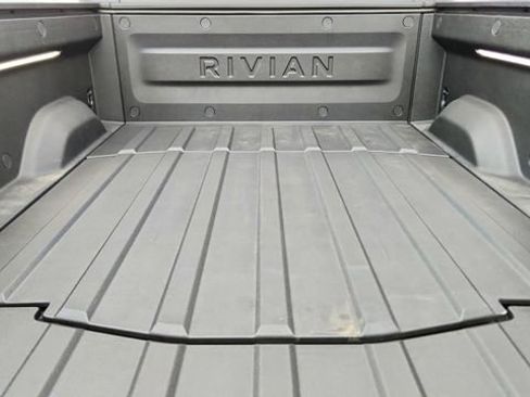 Used 2024 Rivian R1T Adventure image 15