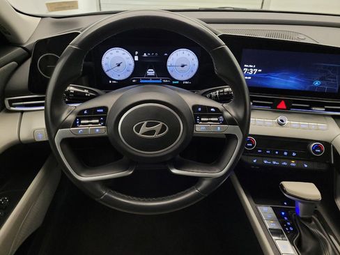 Used 2024 Hyundai Elantra Limited image 22