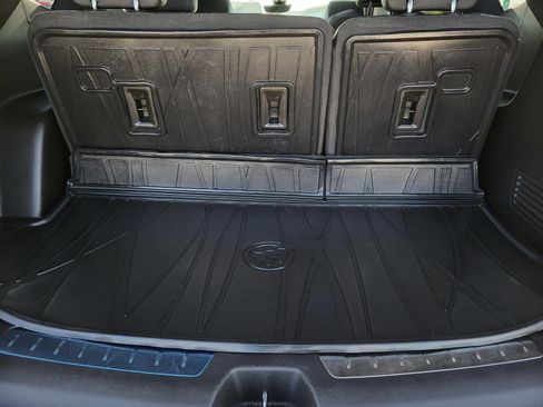 Used 2023 Buick Enclave Avenir w/ Avenir Technology Package image 10