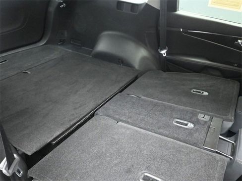 Used 2018 Kia Sorento L image 25