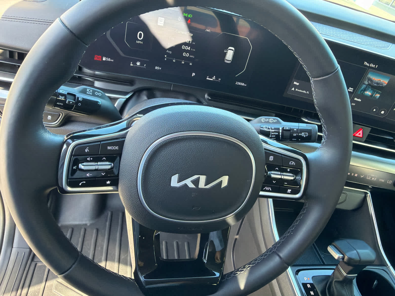 Used 2025 Kia Carnival SX Prestige FWD image 21