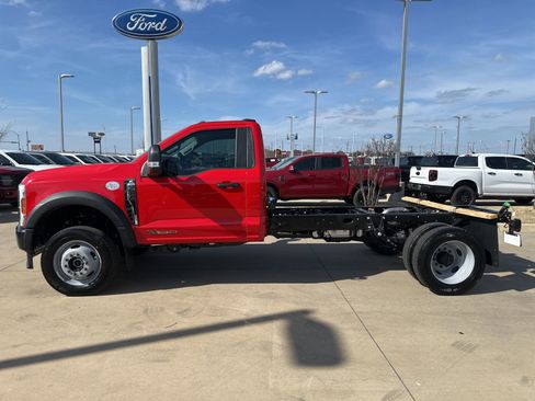 New 2026 Ford F550 4x4 Regular Cab Super Duty image 2