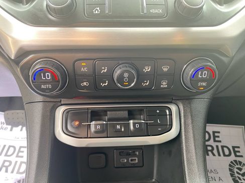 Used 2023 GMC Acadia SLE w/ Driver Convenience Package AWD/4WD image 23