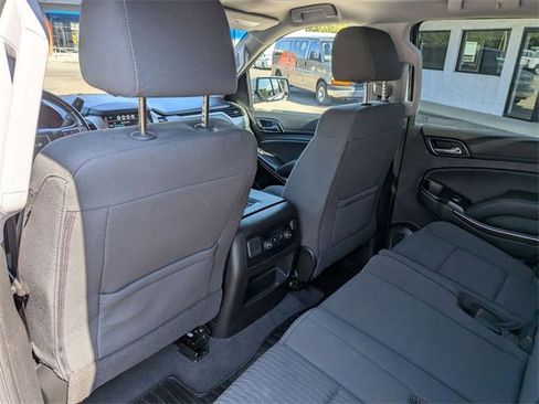 Used 2019 GMC Yukon SLE w/ SLE Value Package image 26